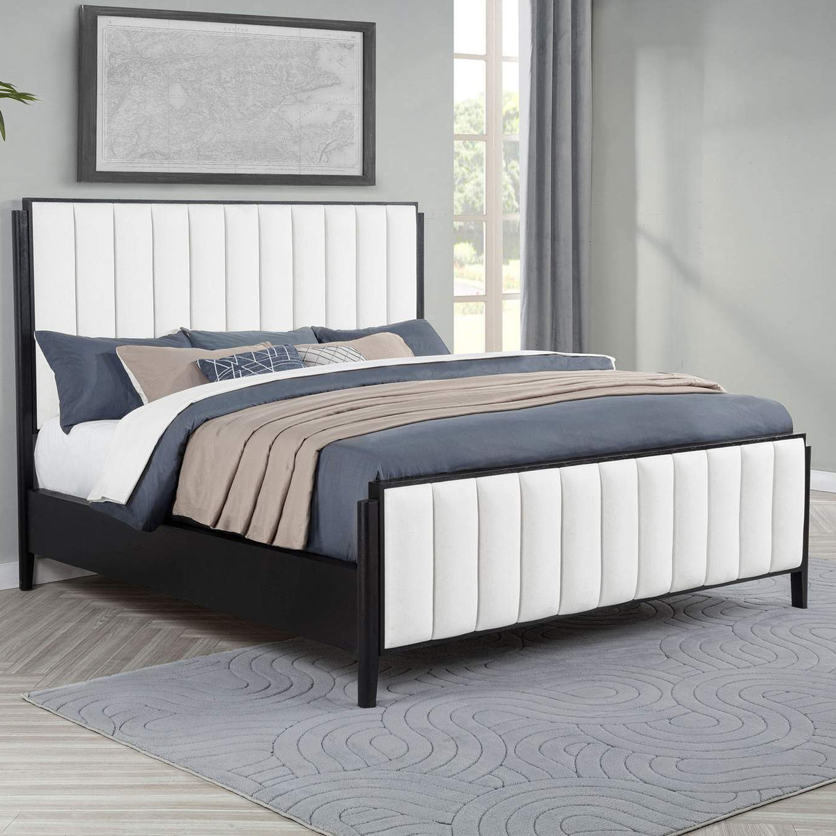 224710KW Brookmead 60-inch Upholstered California King Bed Black
