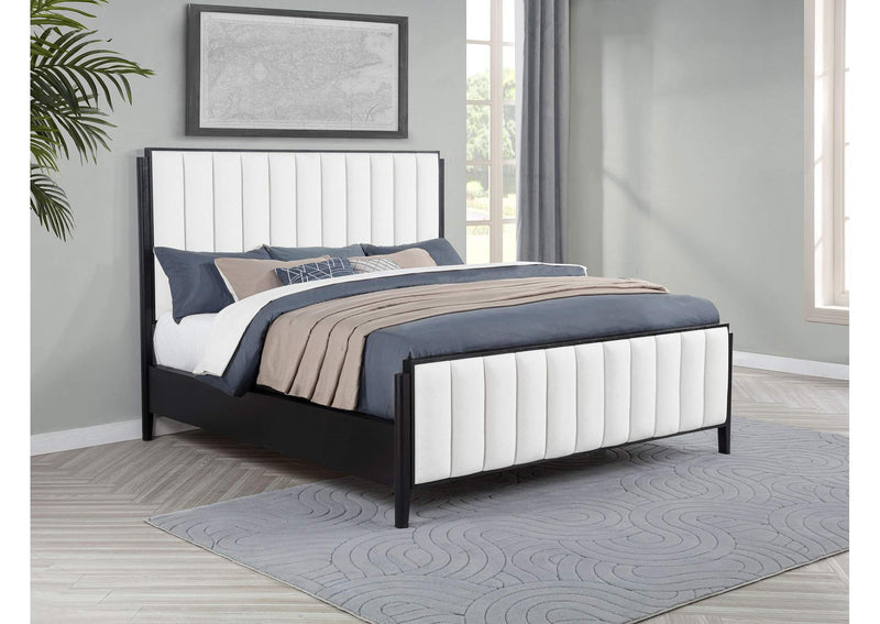 224710KW Brookmead 60-inch Upholstered California King Bed Black