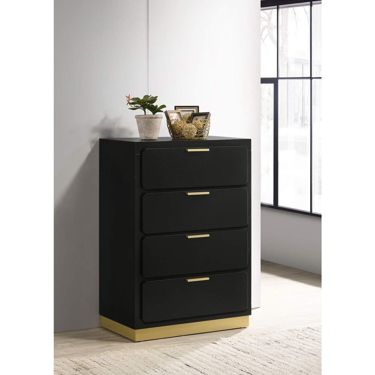 224785 Caraway 4-drawer Bedroom Chest Black