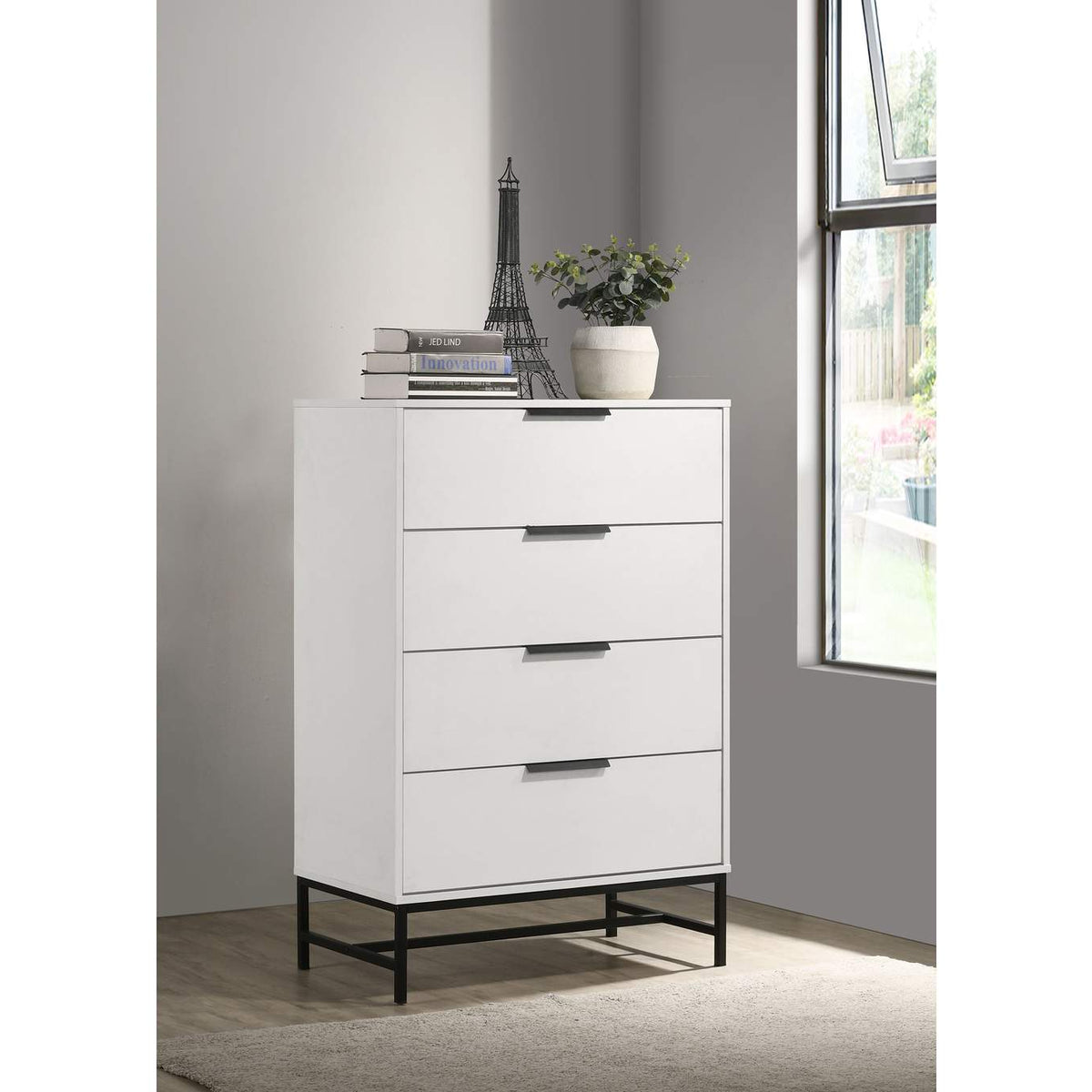 224865 Sonora 4-drawer Bedroom Chest White
