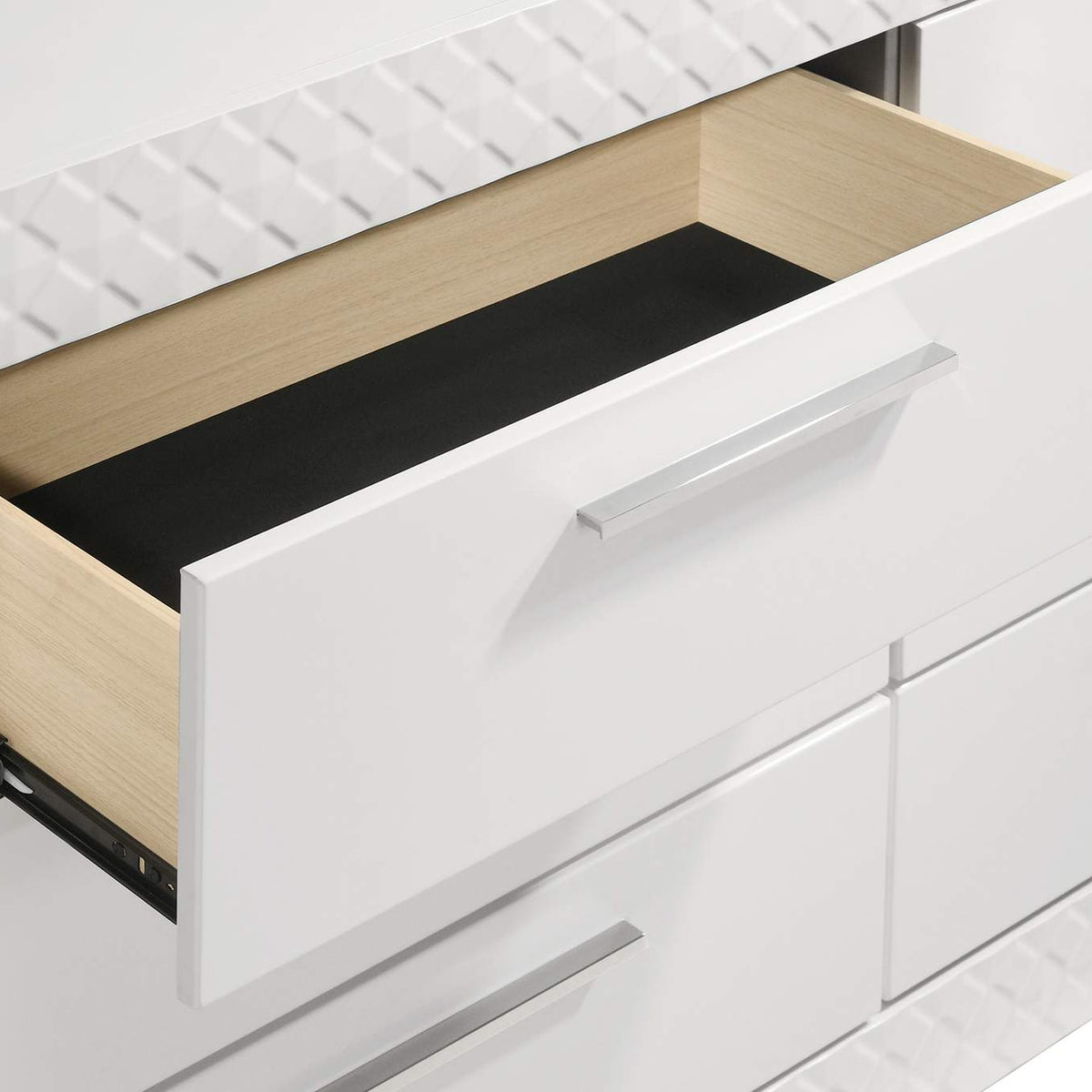 224943M Ives 6-drawer Dresser and Mirror White High Gloss
