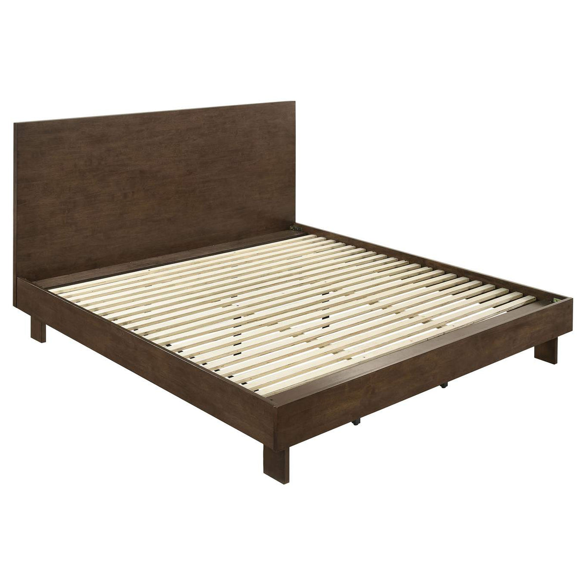 225011KE-S4 Glenwood 4-piece Eastern King Bedroom Set Warm Brown