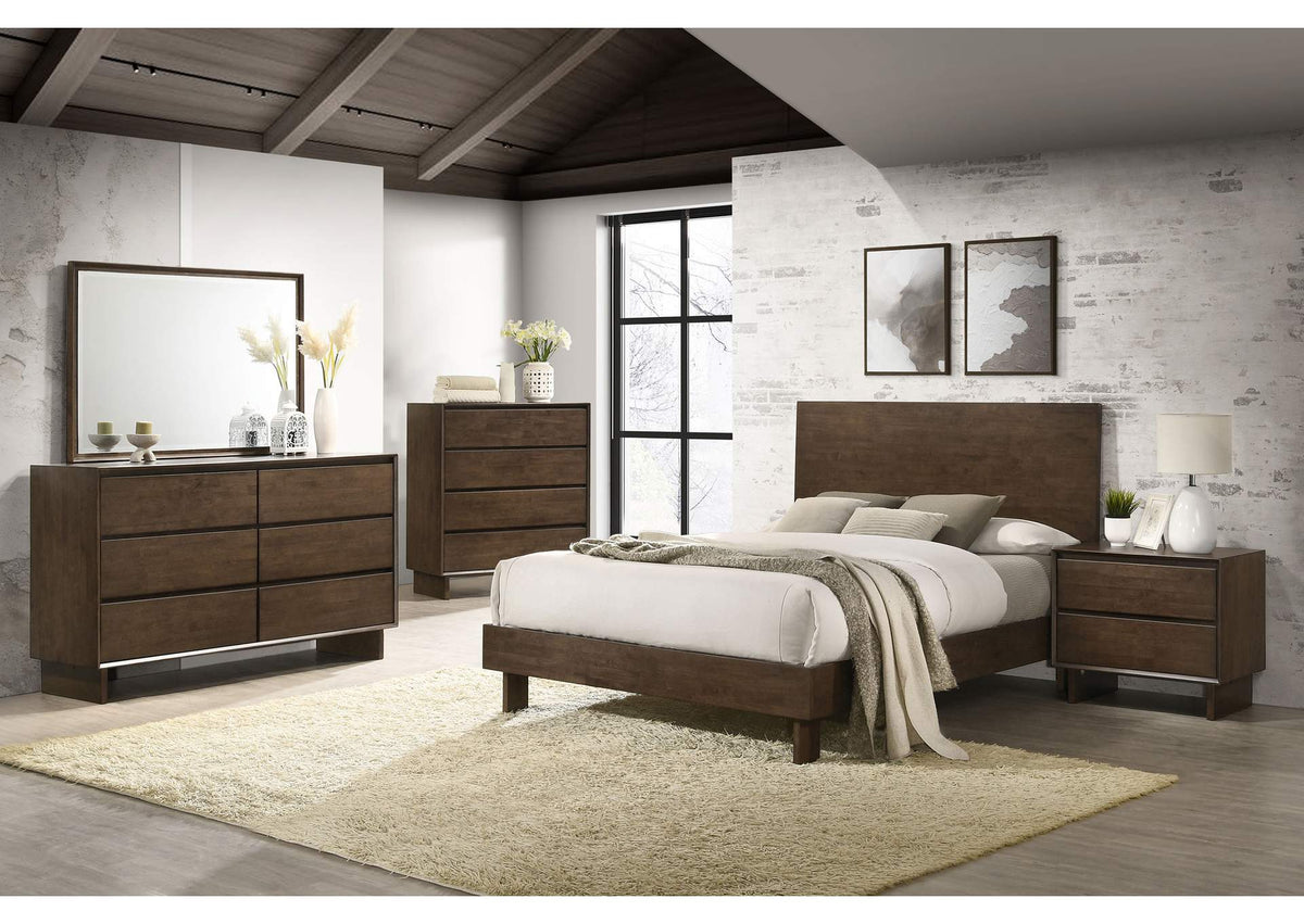 225011Q-S5 Glenwood 5-piece Queen Bedroom Set Warm Brown