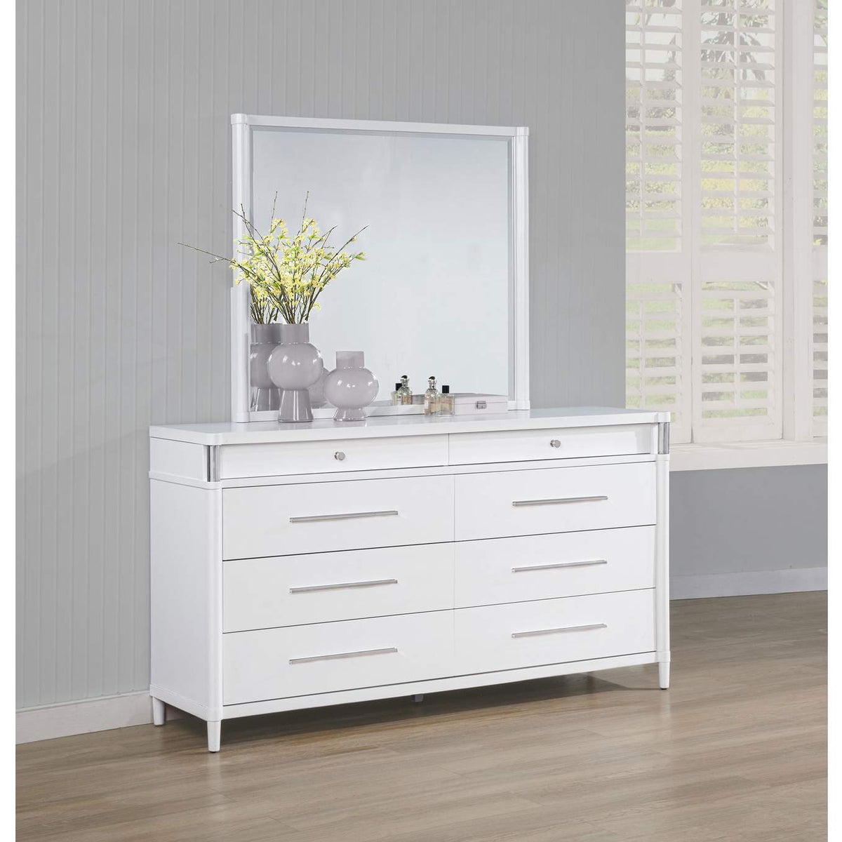 225073M Gracemont 8-drawer Bedroom Dresser with Mirror White