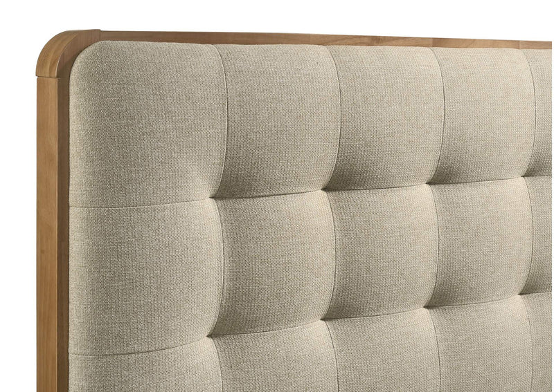 225091KE Robyn Wood Eastern King Platform Bed Light Ash