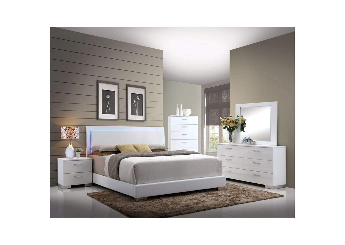 22640Q Lorimar Queen Bed with Led