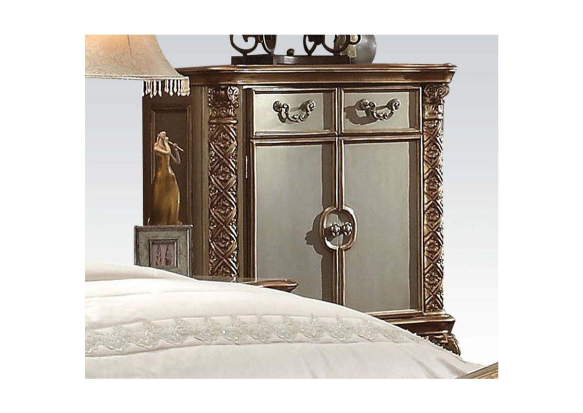23006 Vendome Chest