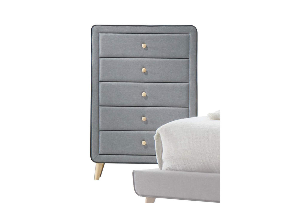 24526 Valda Chest