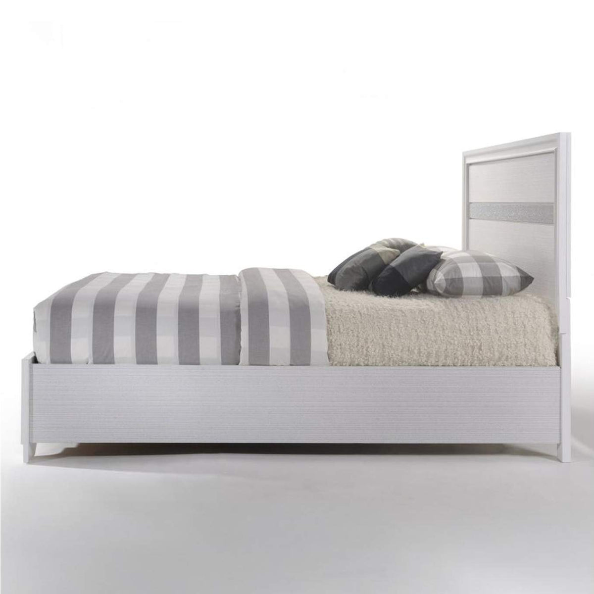 25767EK Naima Ek Bed with Storage