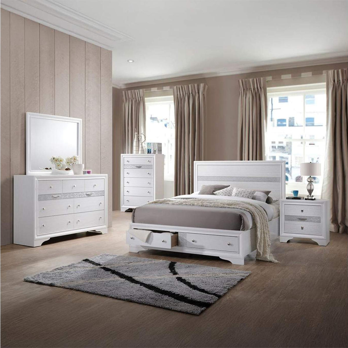 25776 Naima Chest
