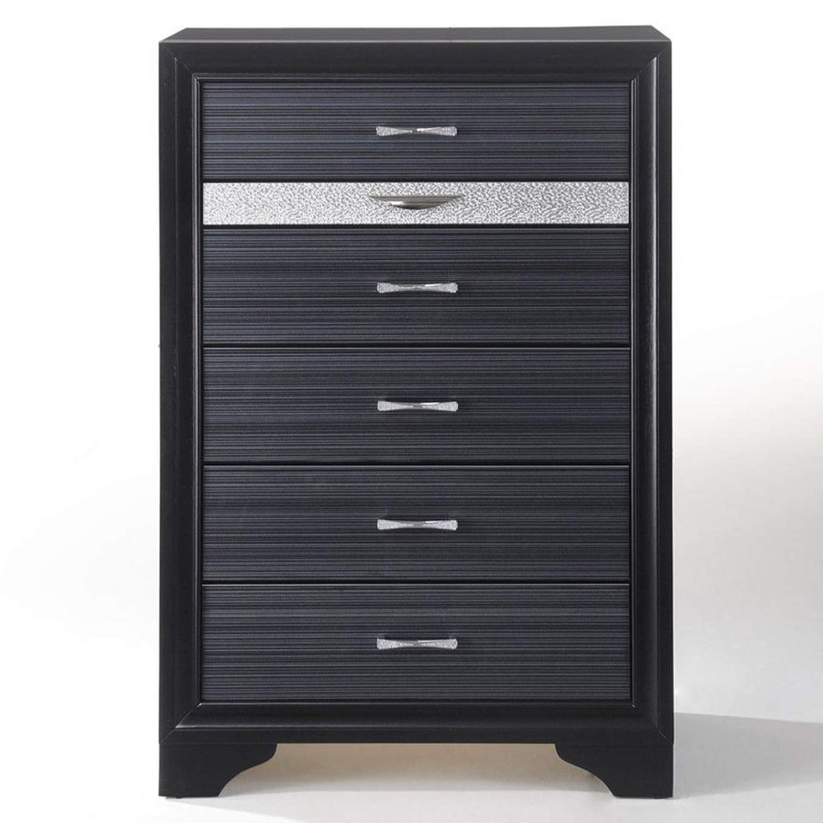 25906 Naima Chest
