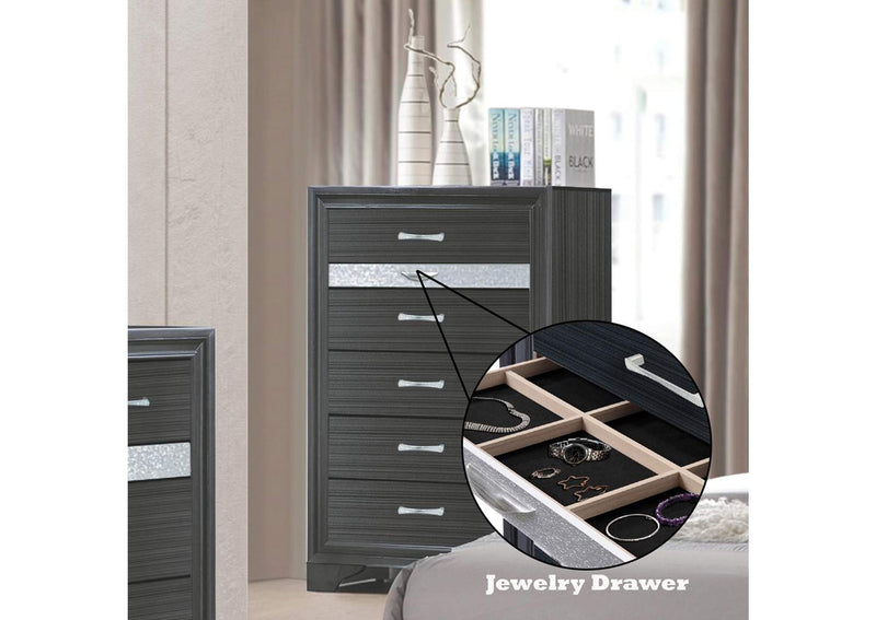 25906 Naima Chest