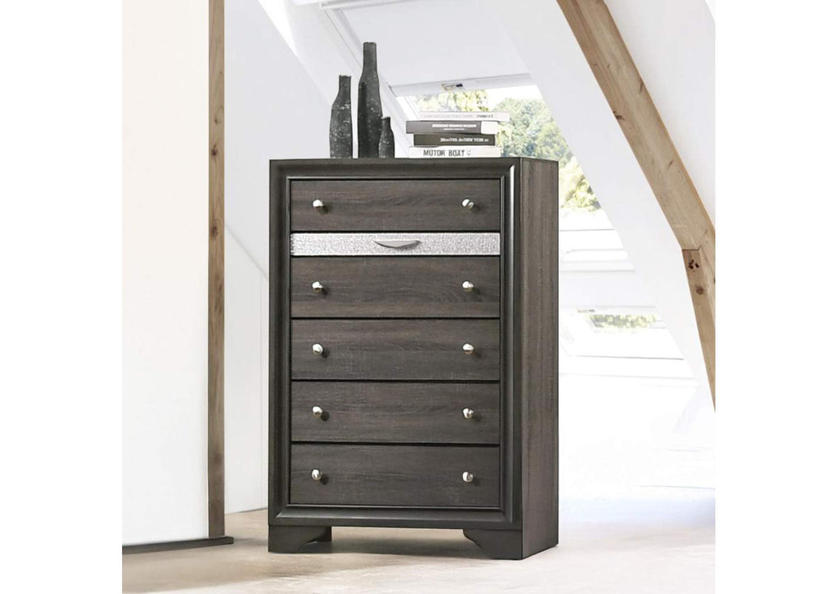 25976 Naima Chest