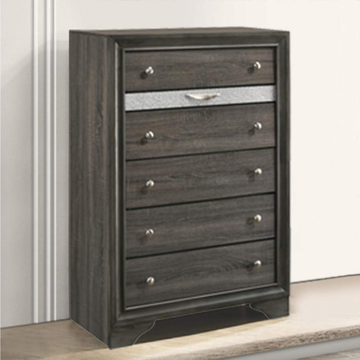 25976 Naima Chest