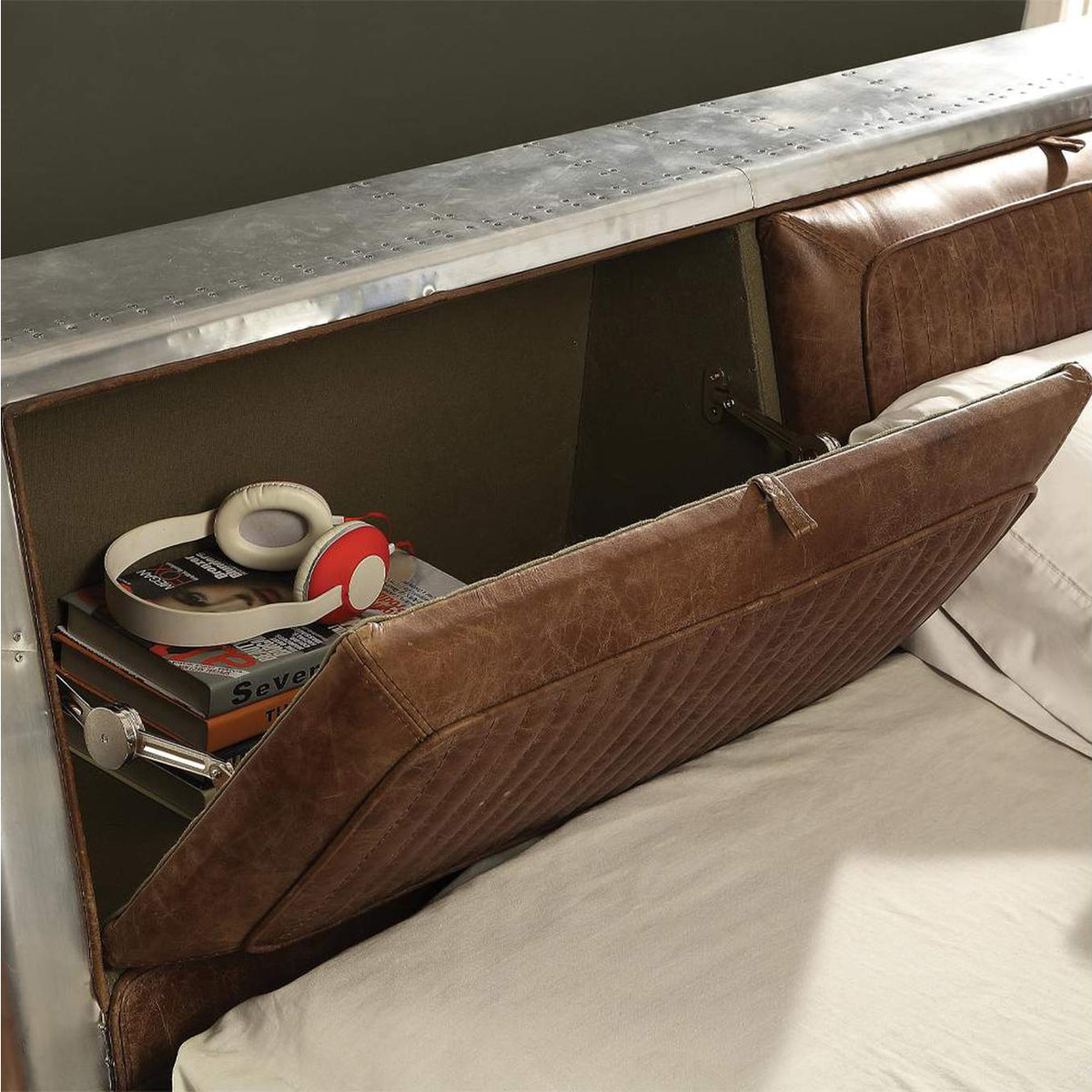 26220Q Brancaster Queen Bed