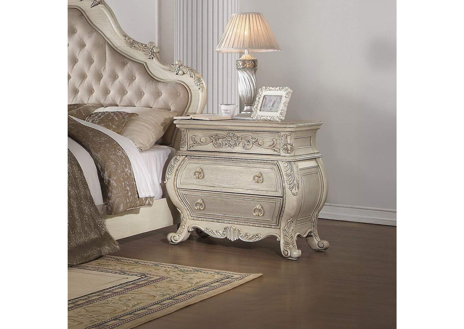 27013 Ragenardus Nightstand