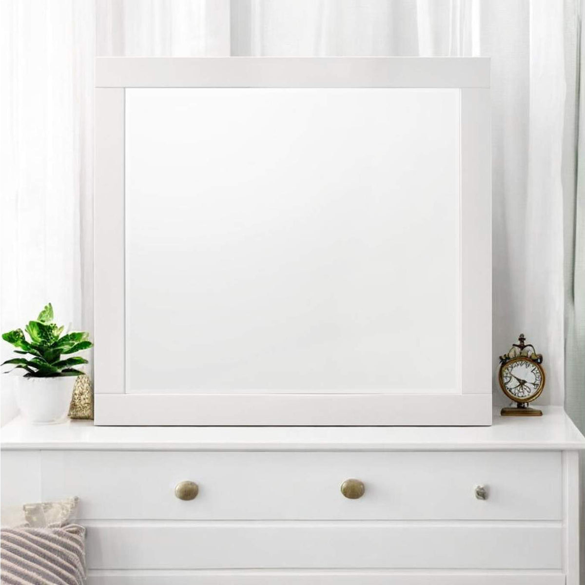 27394 Chelsie Mirror