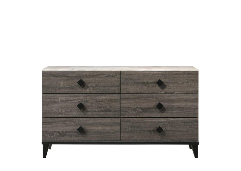 27675 Avantika Dresser