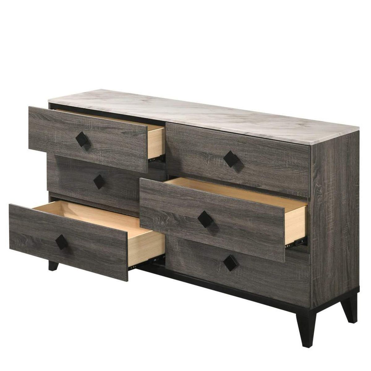 27675 Avantika Dresser