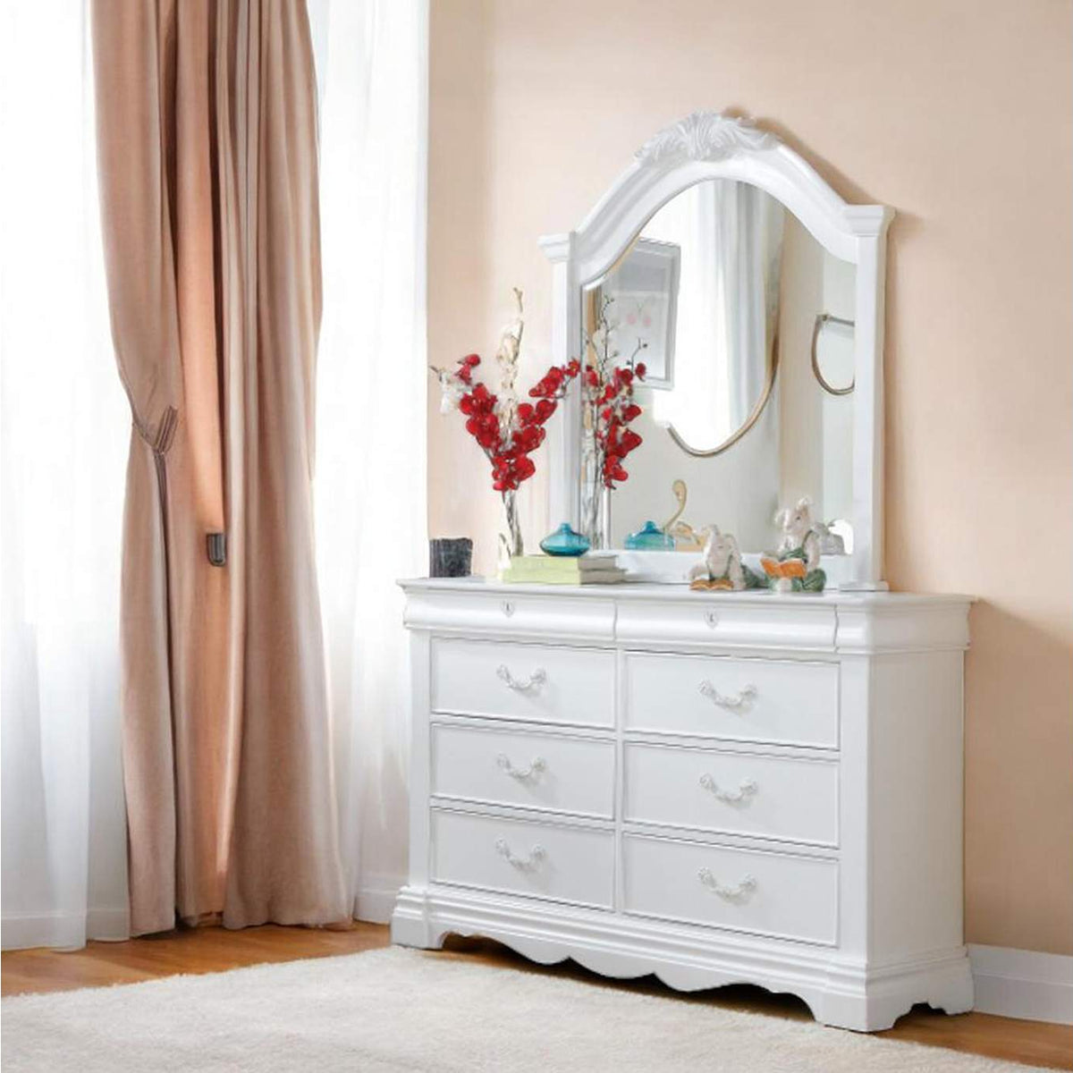 30245 Estrella Dresser