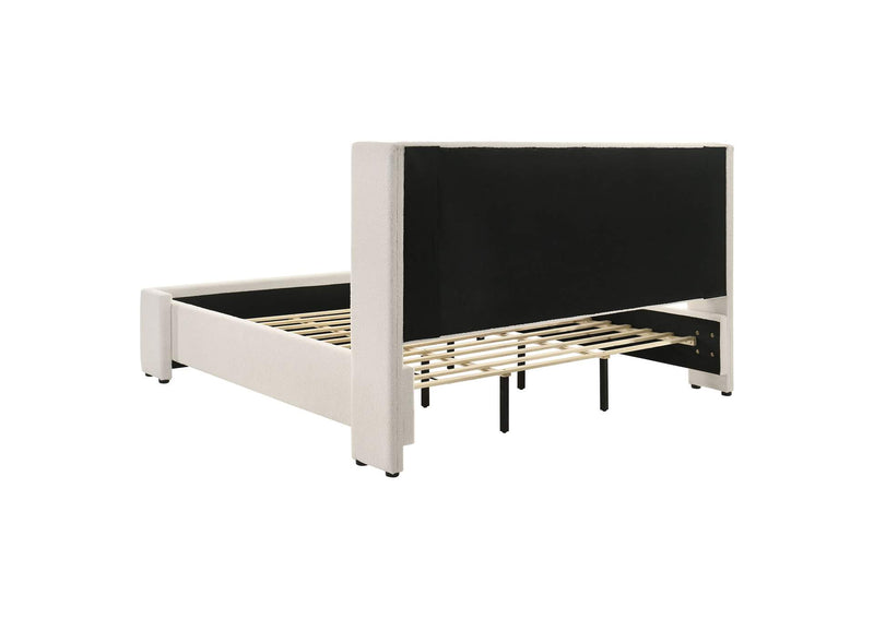 310078KE Alamosa Boucle Upholstered Eastern King Platform Bed White