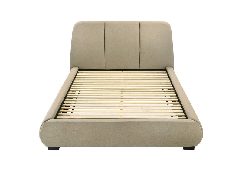 310091Q Mokena 46-inch Upholstered Queen Platform Bed Brown