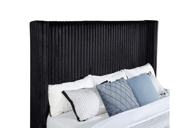 315945KE Centergrove Upholstered Eastern King Wingback TV Bed Black