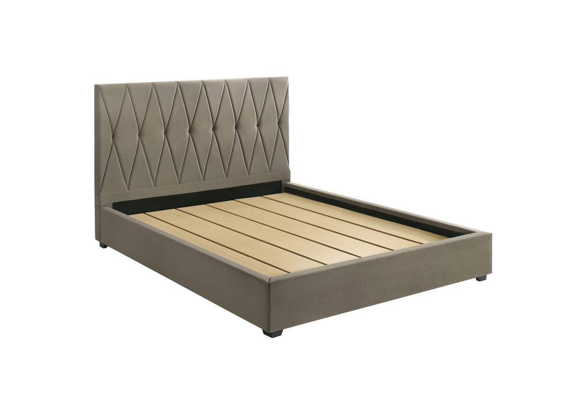 315975KE Delsea Upholstered Eastern King Platform Bed Light Brown