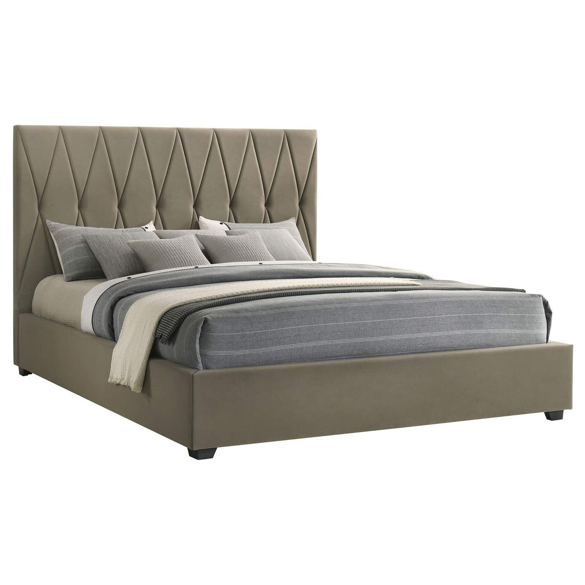 315975KE Delsea Upholstered Eastern King Platform Bed Light Brown