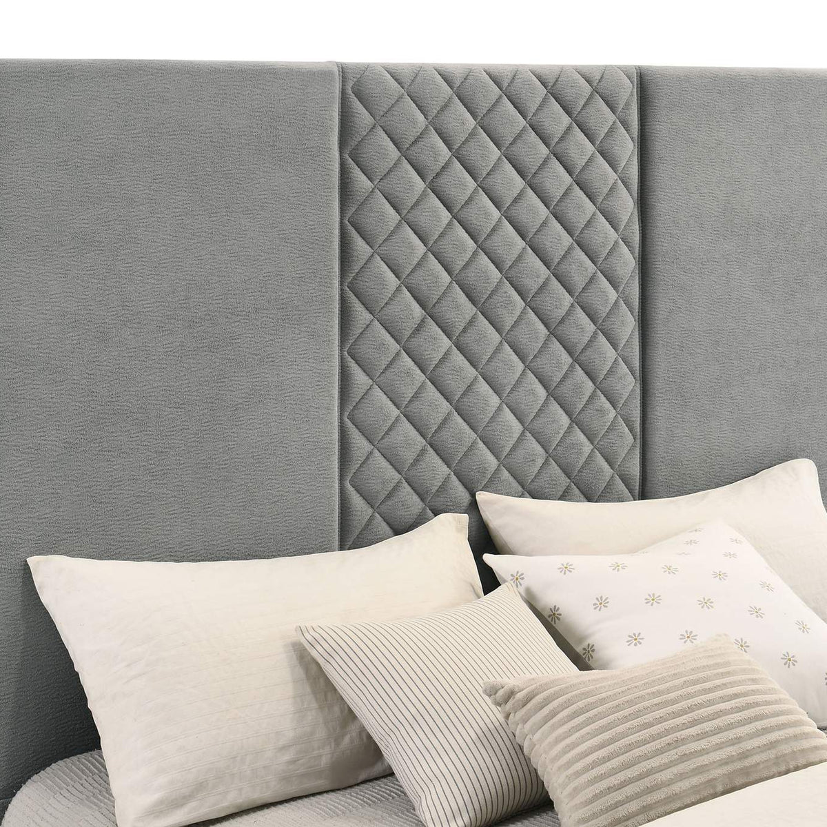 315994Q Tara 61-inch Upholstered Queen Panel TV Bed Grey