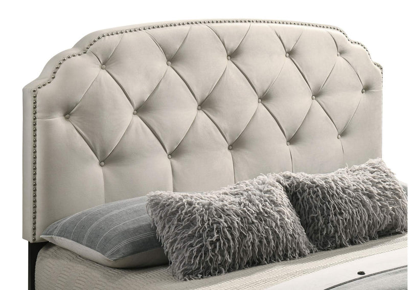 316011F Marianna 4-drawer Upholstered Full Storage Bed Cream