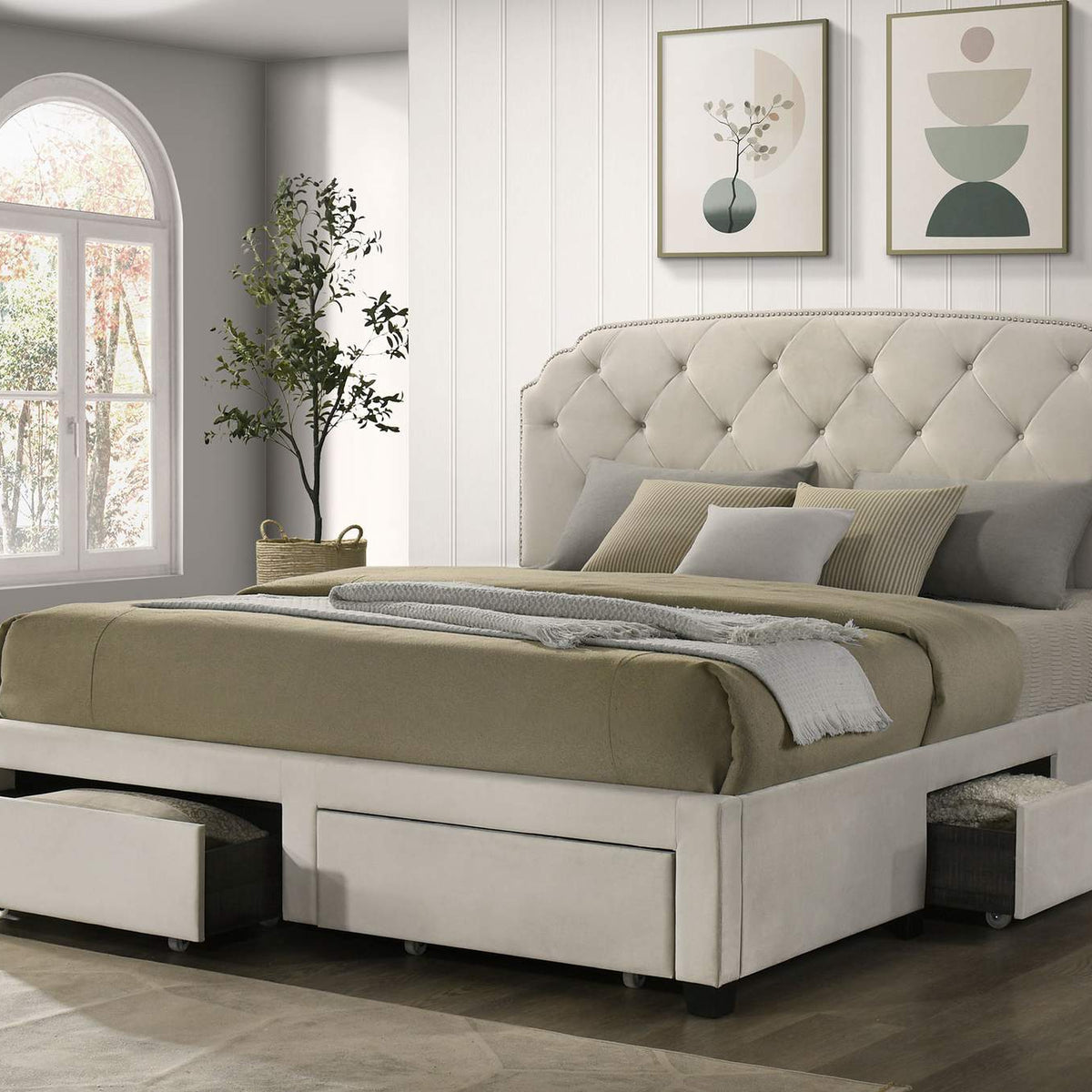 316011KE Marianna 4-drawer Upholstered Eastern King Storage Bed Cream