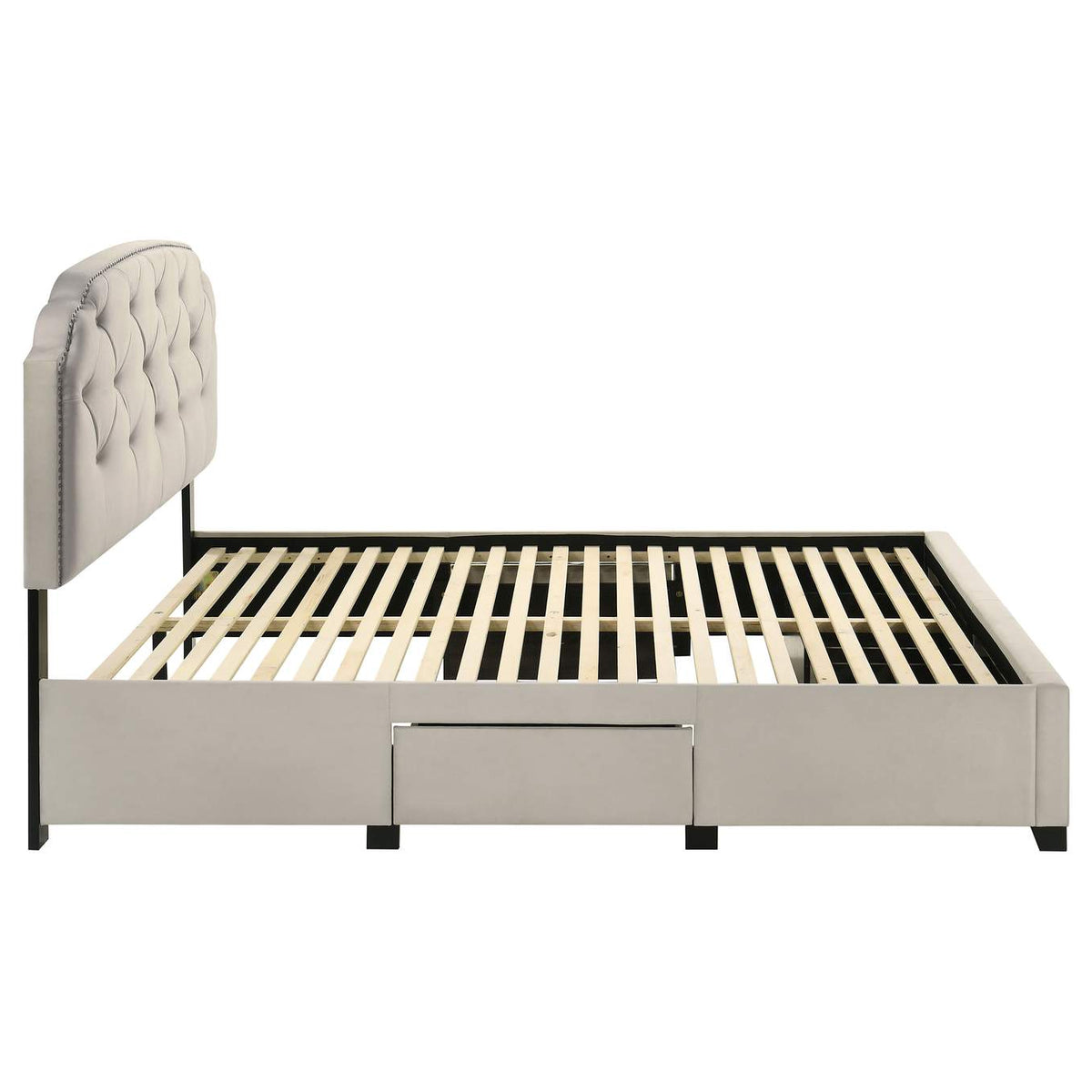 316011Q Marianna 4-drawer Upholstered Queen Storage Bed Cream