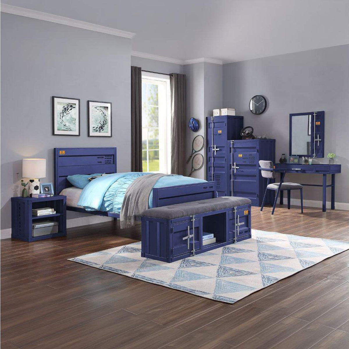 35935F Cargo Full Bed
