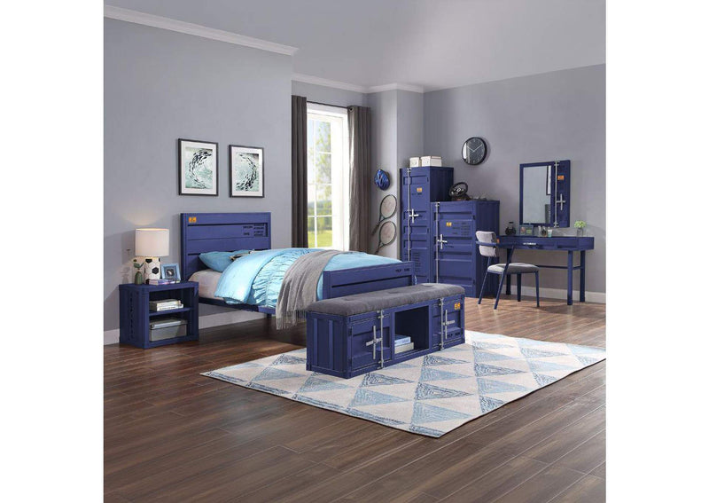 35935F Cargo Full Bed