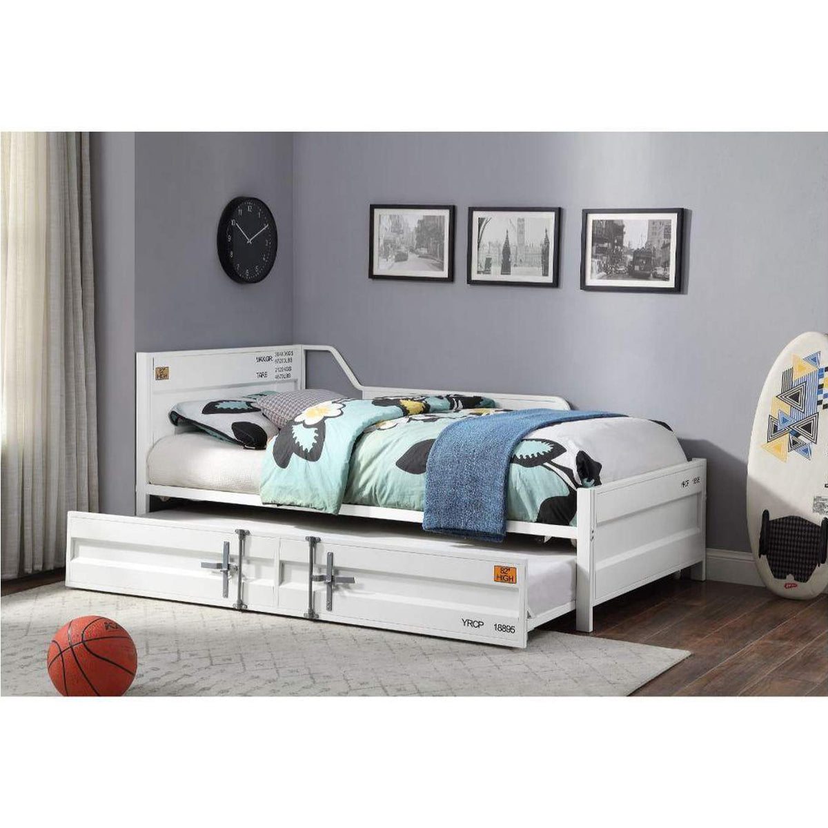 39880 Cargo Daybed with Trundle - Twin