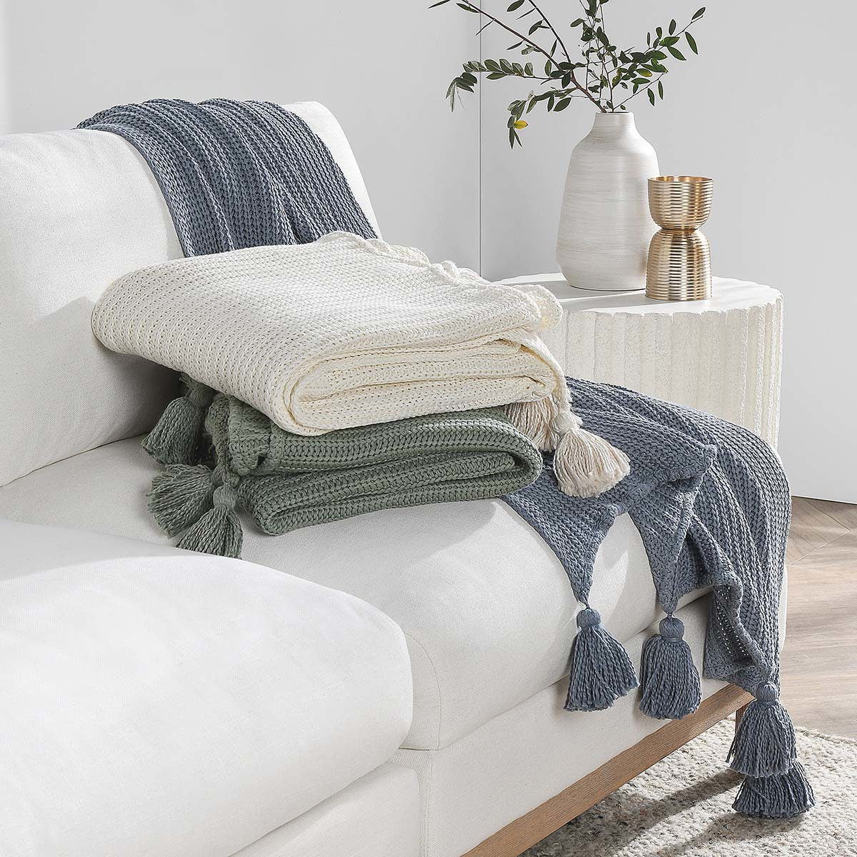 Throws - TC Veda Throw