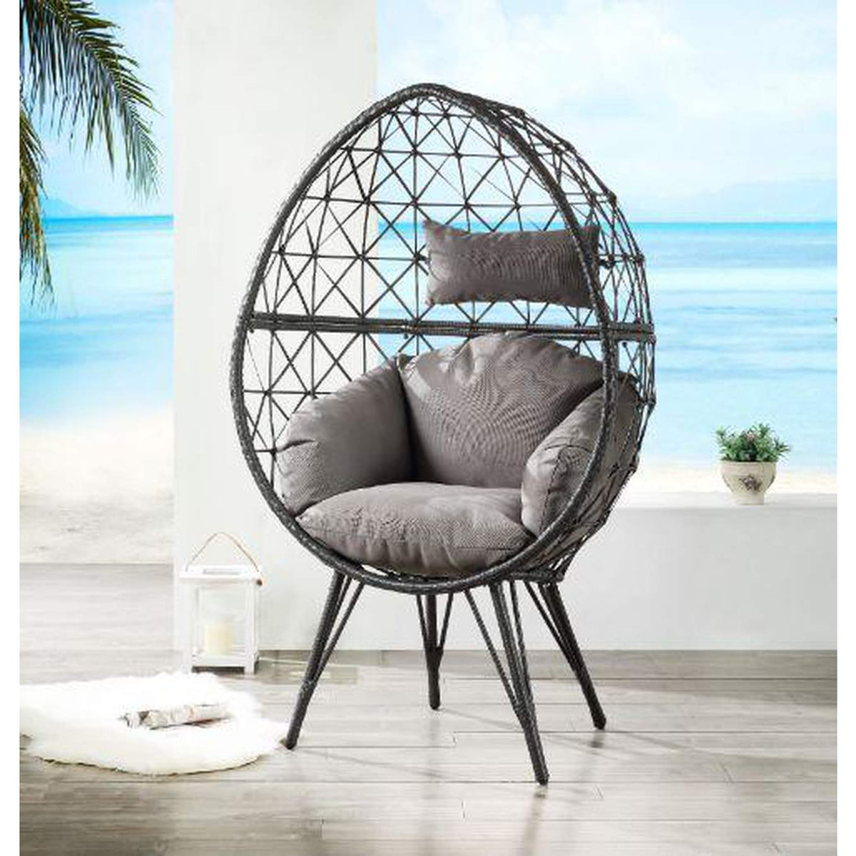 45111 Aeven Patio Lounge Chair