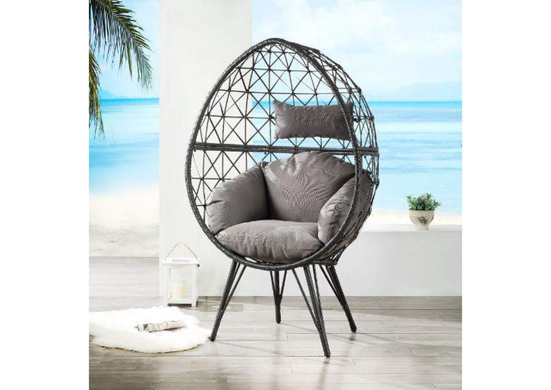 45111 Aeven Patio Lounge Chair