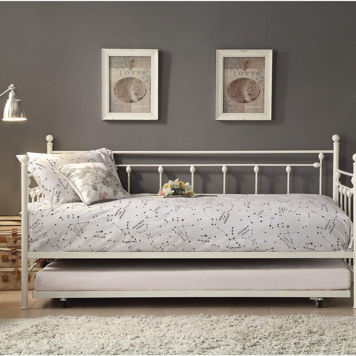 4965W-NT Lorena Daybed with Trundle