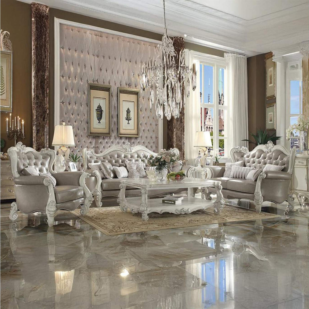 52127 Versailles Chair with 2 Pillows