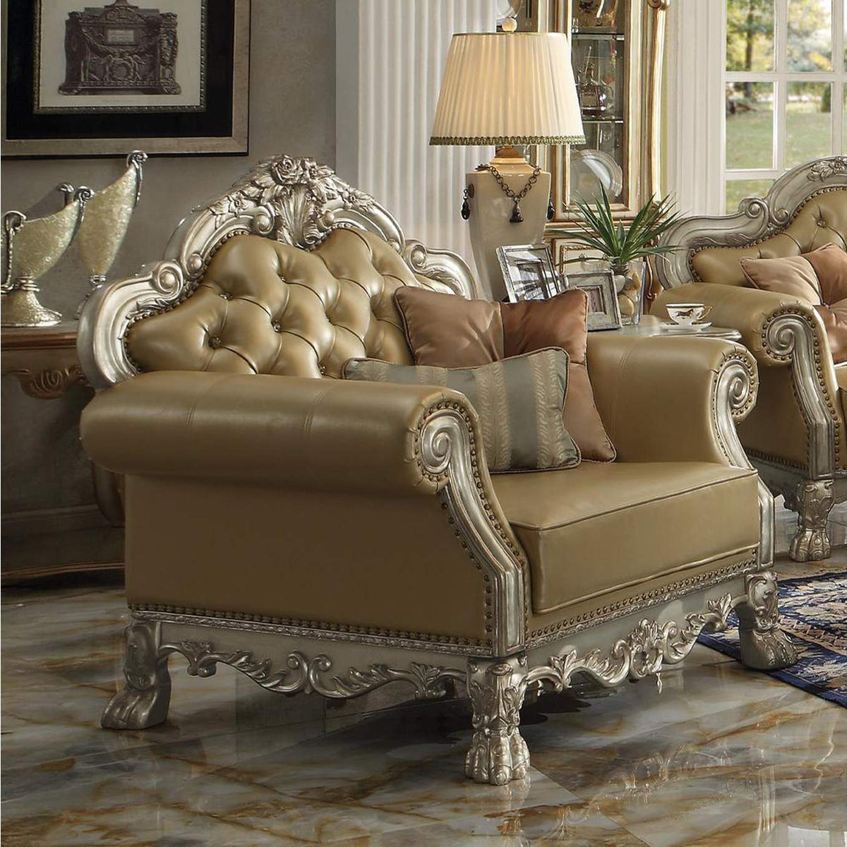 53162 Dresden Chair with 2 Pillows