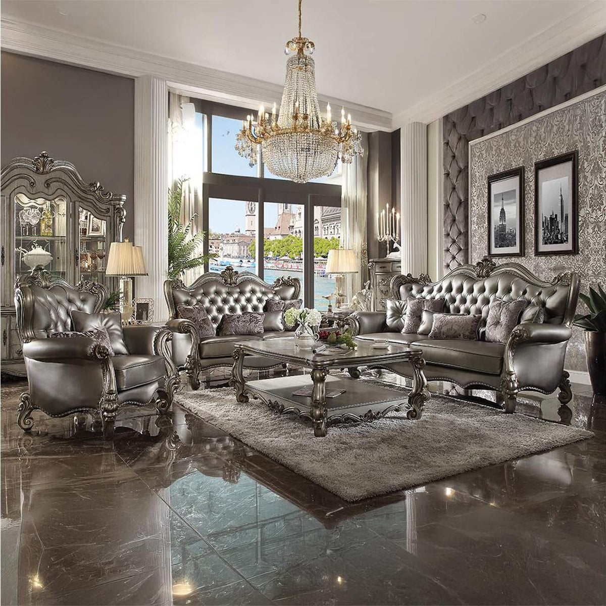 56822 Versailles Chair with 2 Pillows