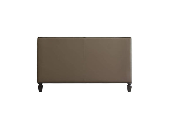 58816 House Beatrice Loveseat with 3 Pillows