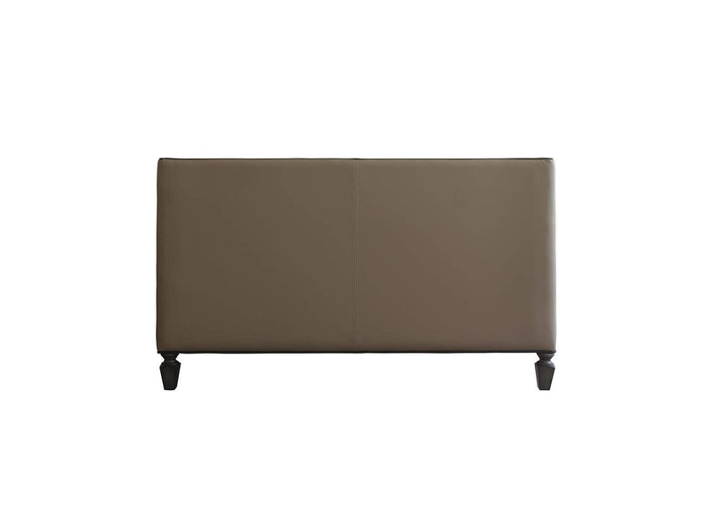 58816 House Beatrice Loveseat with 3 Pillows