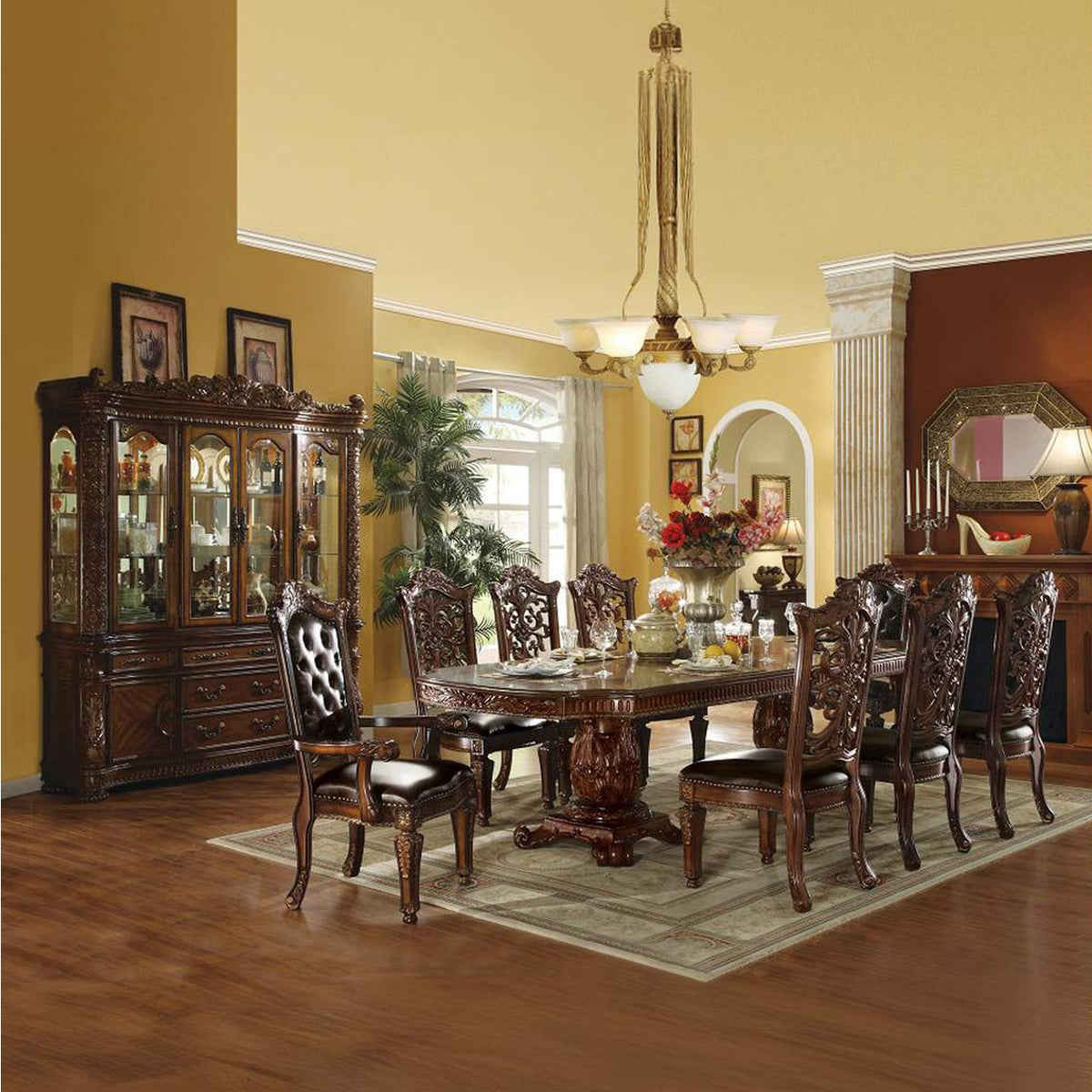 60000 Vendome Dining Table