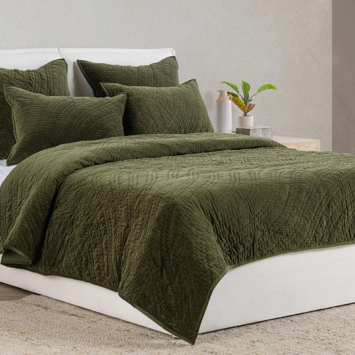 Elms - Velvet Quilt
