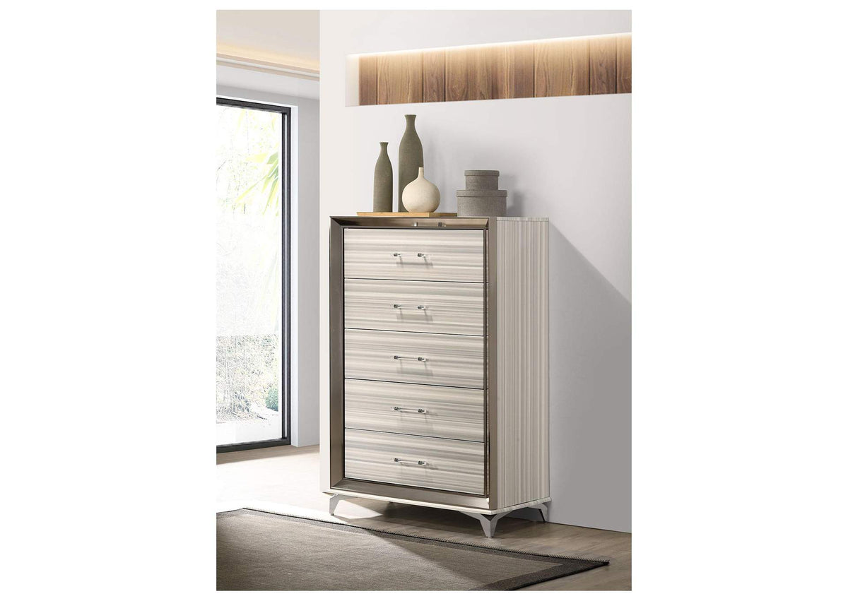 ZAMBRANO-WHT-CH ZAMBRANO WHITE CHEST