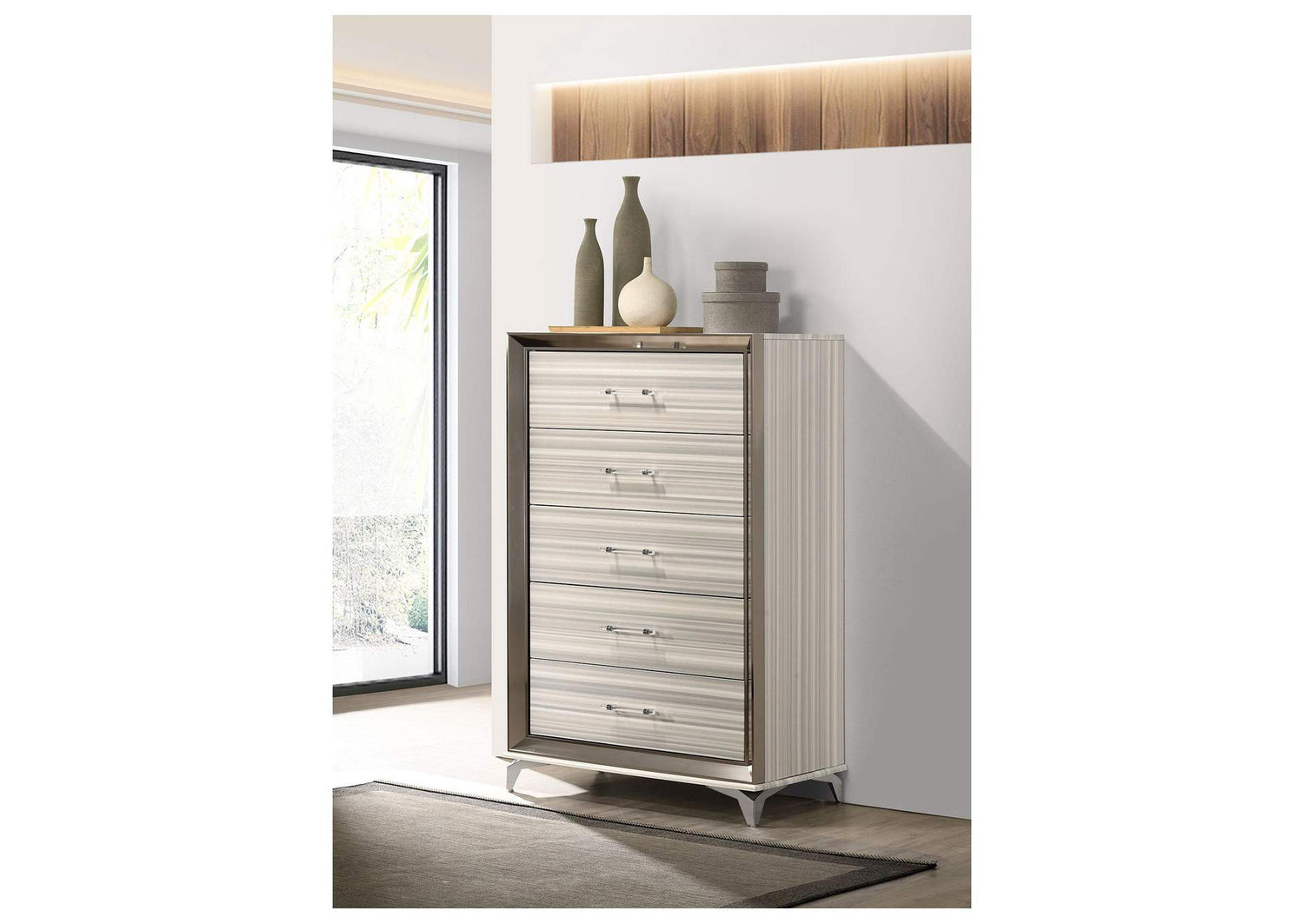 ZAMBRANO-WHT-CH ZAMBRANO WHITE CHEST
