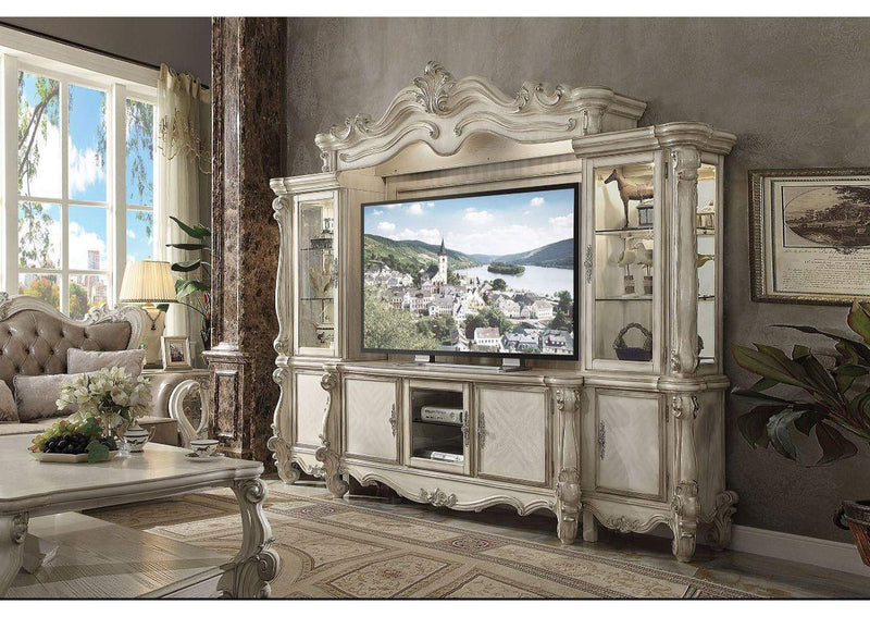 91320 Versailles Entertainment Center